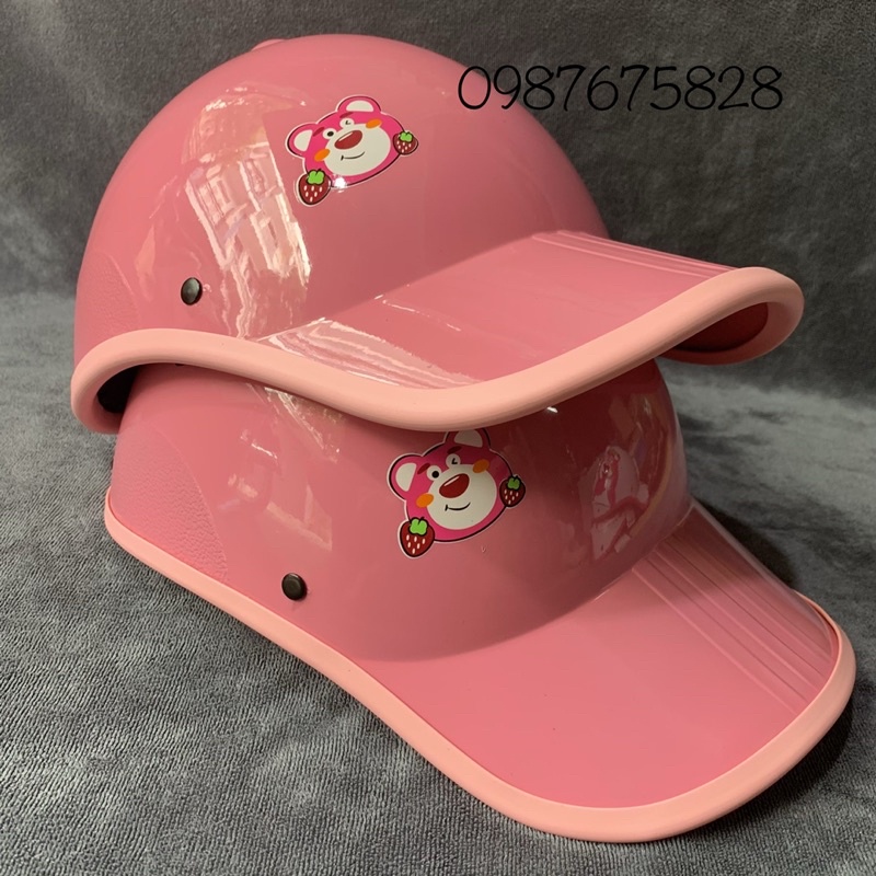 🔥 HOT TREND 🔥Nón bảo hiểm kết gấu dâu và Doraemon Chuẩn cty