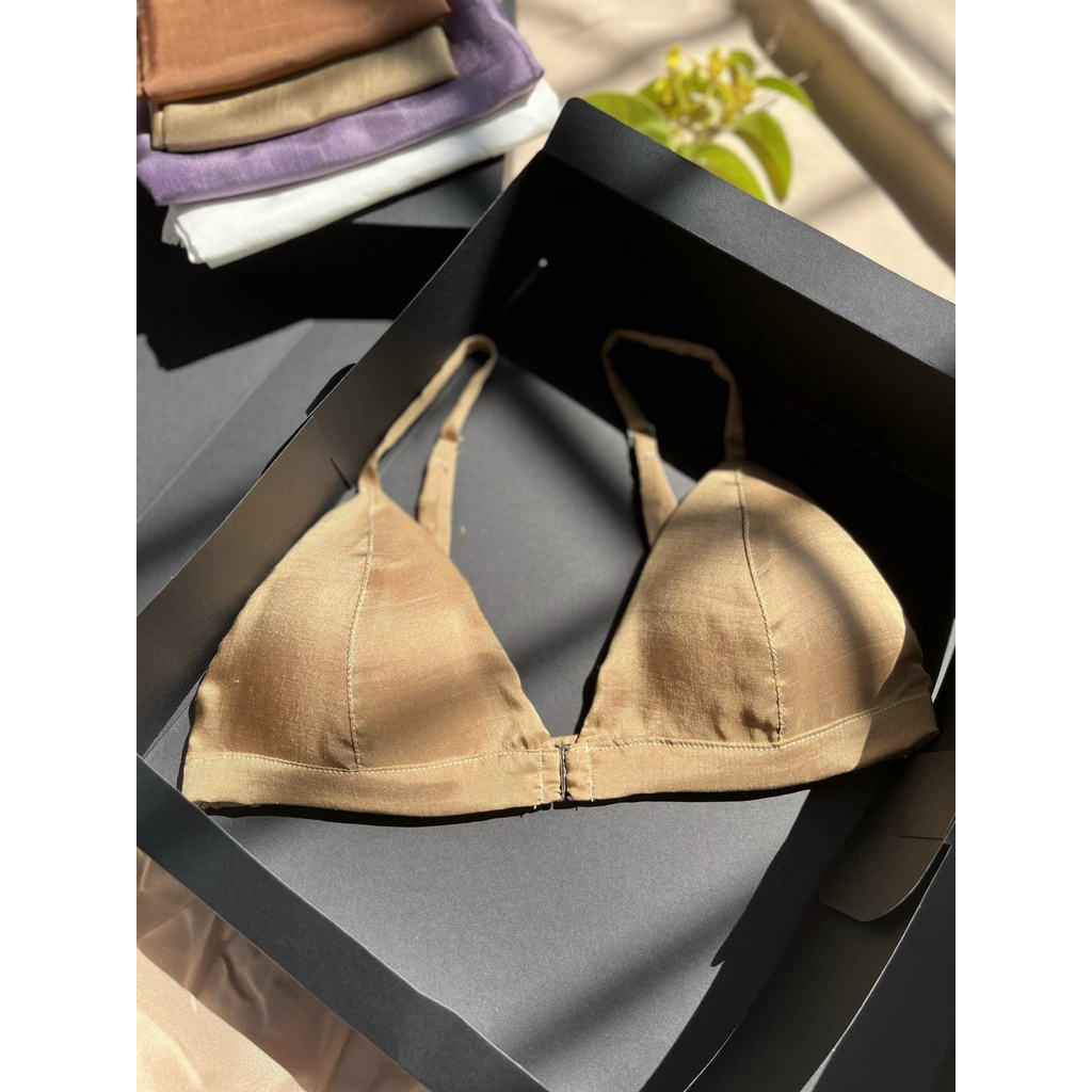 Áo lót CHẤT SILK, không gọng mềm mại, bảo vệ da màu nâu đồng từ lụa tơ tằm thiên nhiên cao cấp