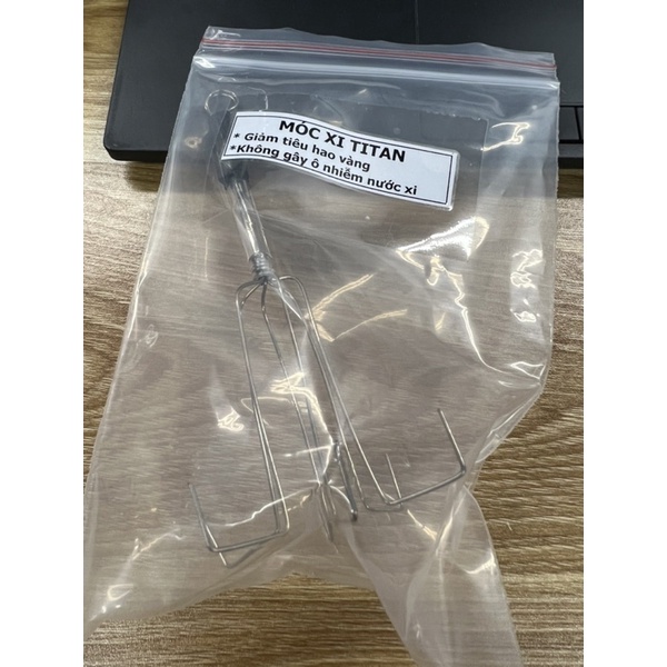 Móc xi titan