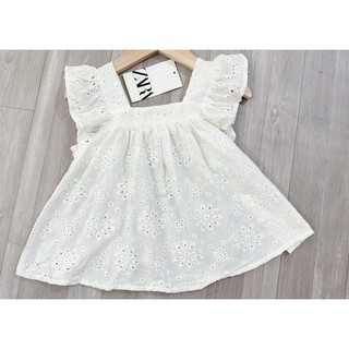 Áo Zara đục lỗ bé gái