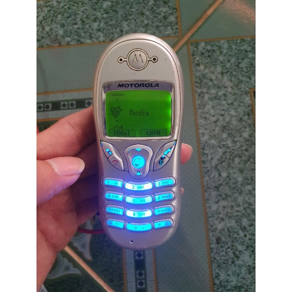 Điện thoại Motorola C300 cổ độc lạ màn hình nháy đèn màu
