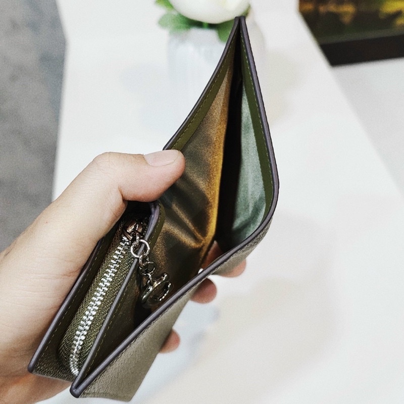Ví ngắn Coach Outlet Snap 4 màu