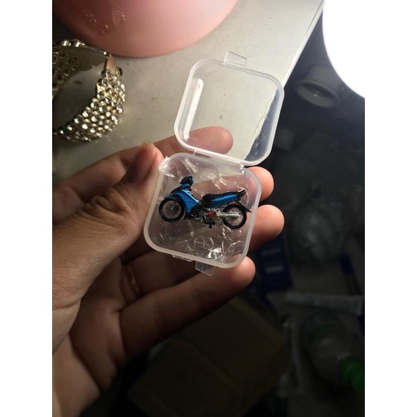 Mô hình xe Exciter 135  / LC135 v2 tỉ lệ 1:64 - Mô hình xe máy tỉ lệ 1:64 | Scale 1:64