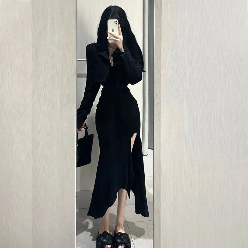 áo khoác nữ form rộng dày hàn quốc Đầm Đuôi Cá Dáng Ngắn Xẻ Tà Nhẹ Nhàng Và Cá Tính Phong Cách niche Cho Nữ Mặc Kèm Váy Ngắn suspende