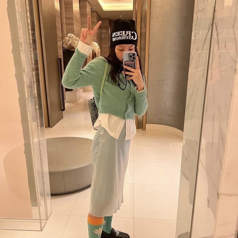 Mũ len dệt kim hai mặt thu đông style Jennie