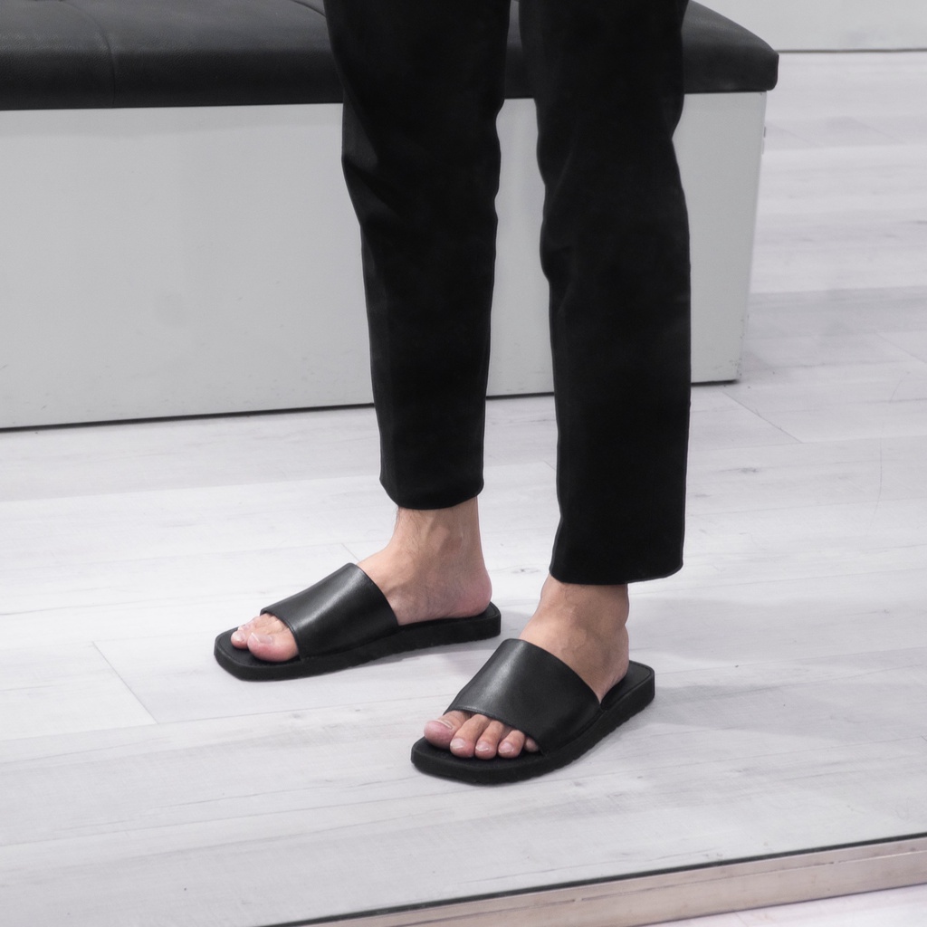 Dép Nam Nữ FANGY - The Square Slides Black Leather
