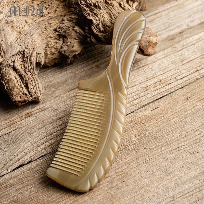Lược sừng trâu Thuỵ Ứng MNISTORE để ví tiện lợi size 10-16cm giá tốt