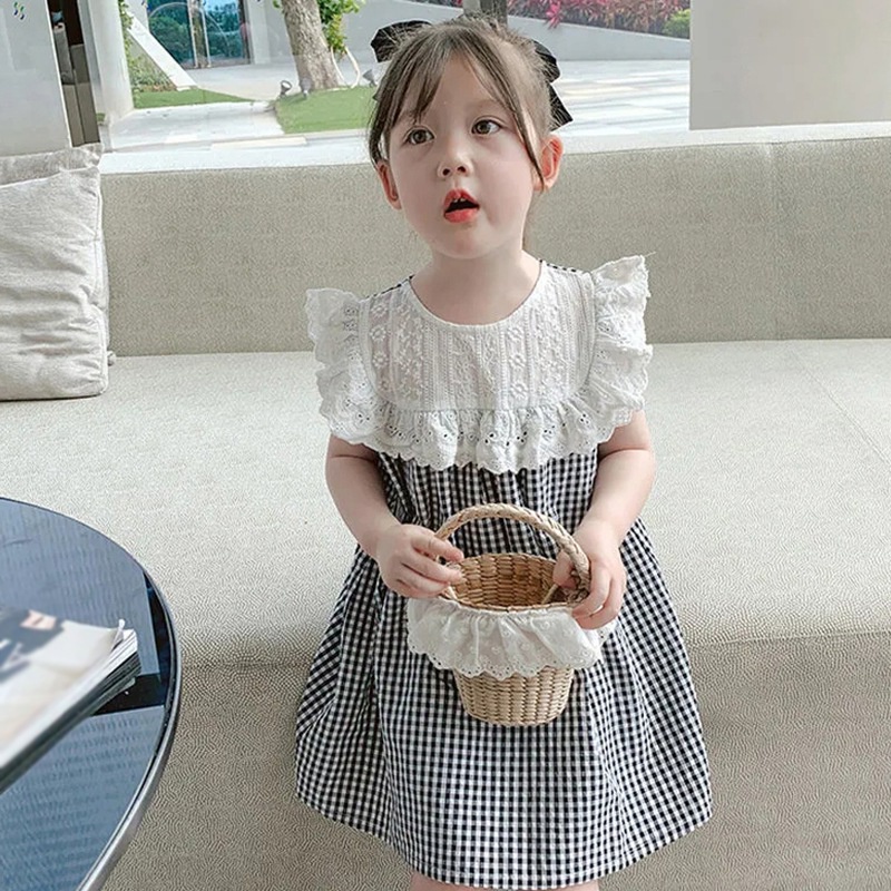 Đầm Công Chúa Cổ Tròn Phối Ren Họa Tiết Sọc Caro Ngọt Ngào Thời Trang Mùa Hè Cho Bé Gái