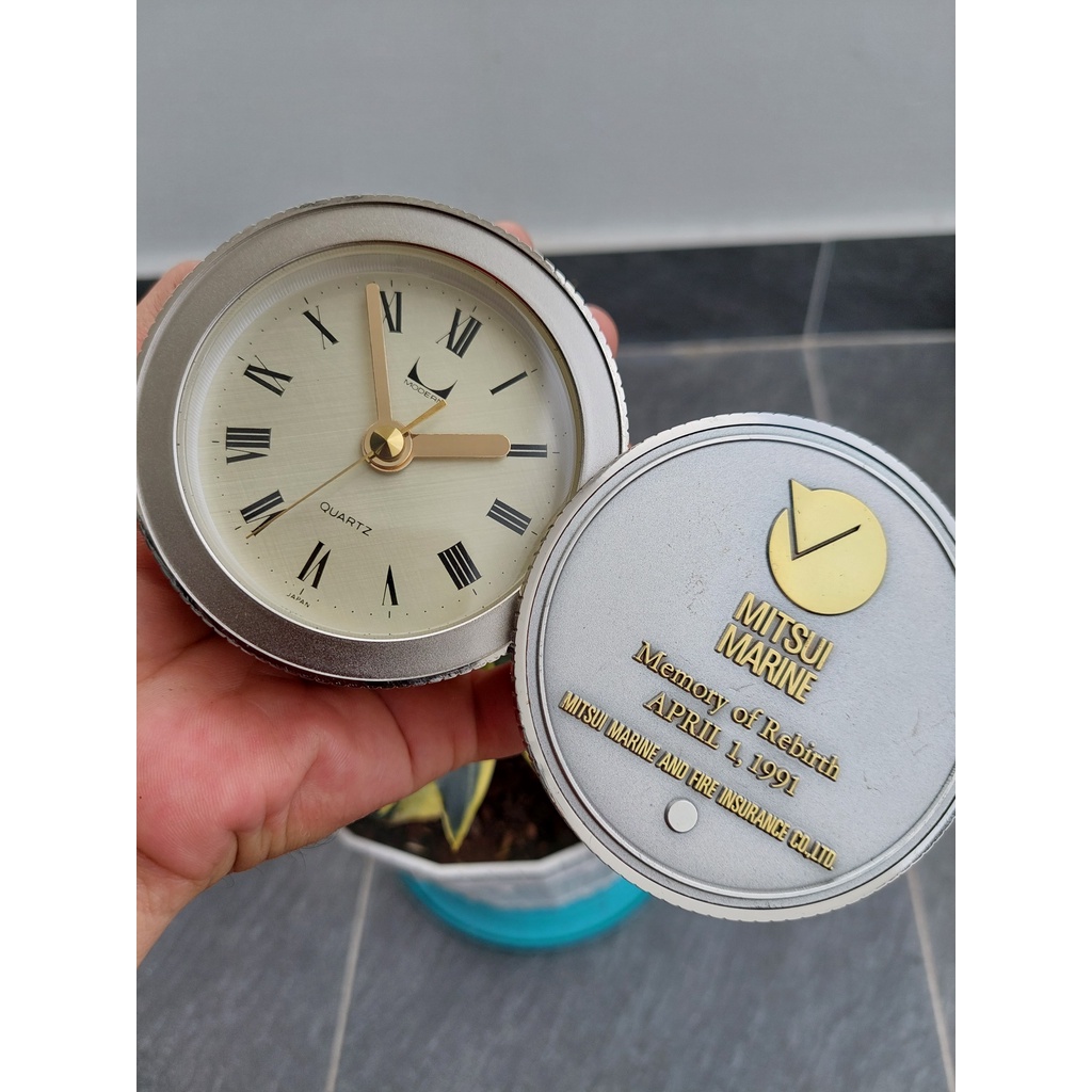 Đồng hồ xưa để bàn nam Modern chạy pin hàng Si