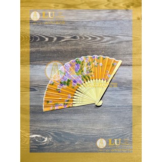 Quạt cổ trang nhỏ | LU