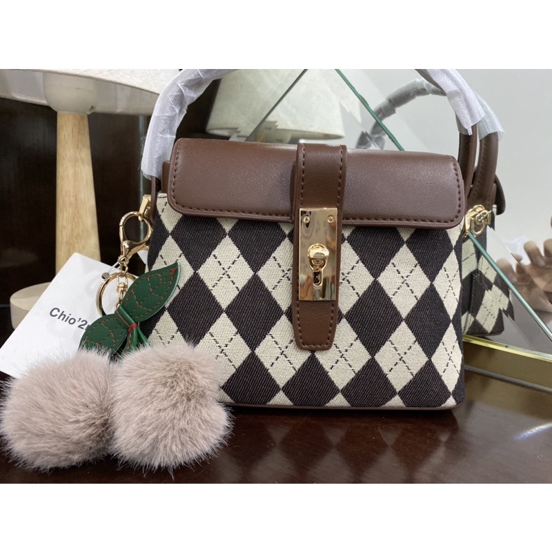 Túi Chio’2nd tặng kèm Charm bông CHÍNH HÃNG