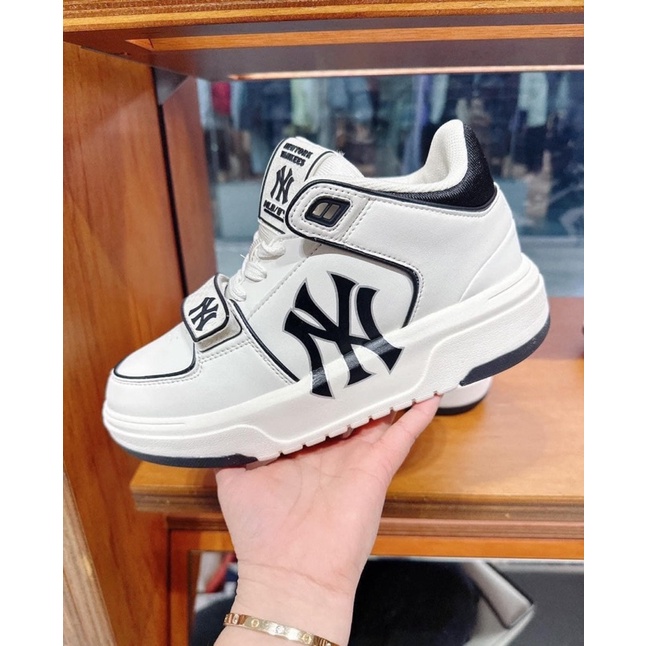 Giày chunky liner Mid MLB