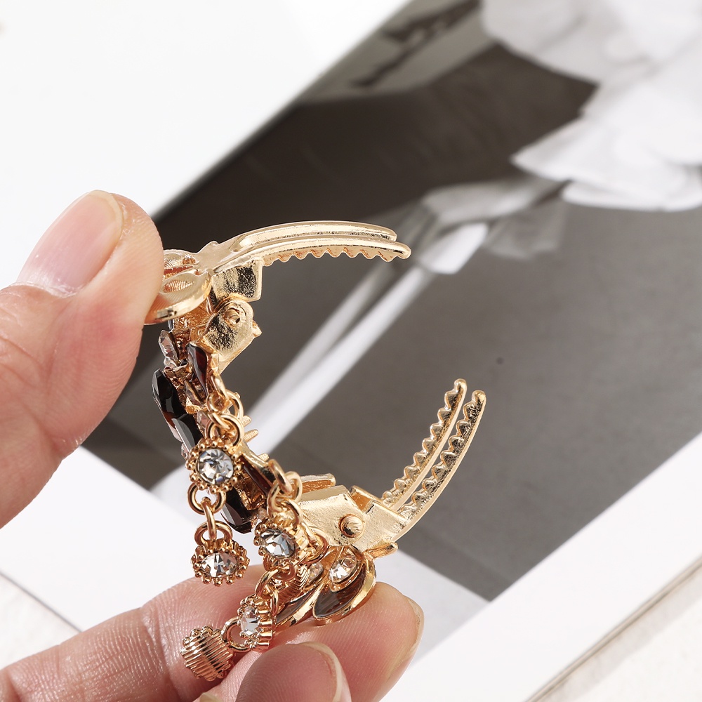 Kẹp tóc tua rua Haimeikang hình hoa bướm đính đá thời trang Hàn Quốc