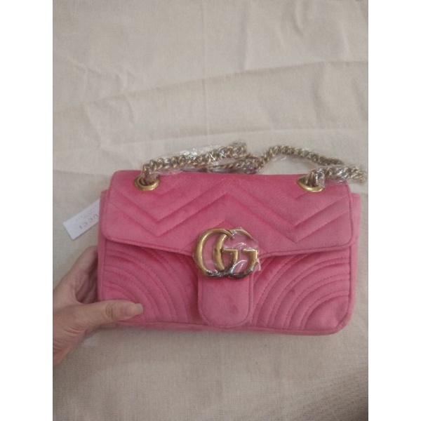 Pass thanh lý túi Gucci GG marmont nhung màu hồng dâu đeo vai đeo chéo hàng xuất khẩu dư nguyên liệu tuồn xịn