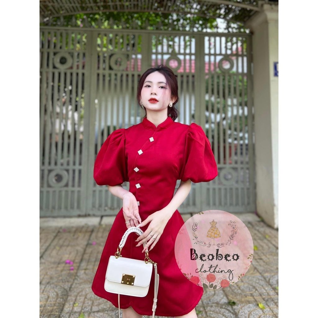 Đầm đỏ cổ tàu phối nút tay phồng dễ thương