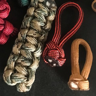 Móc chìa khóa paracord random