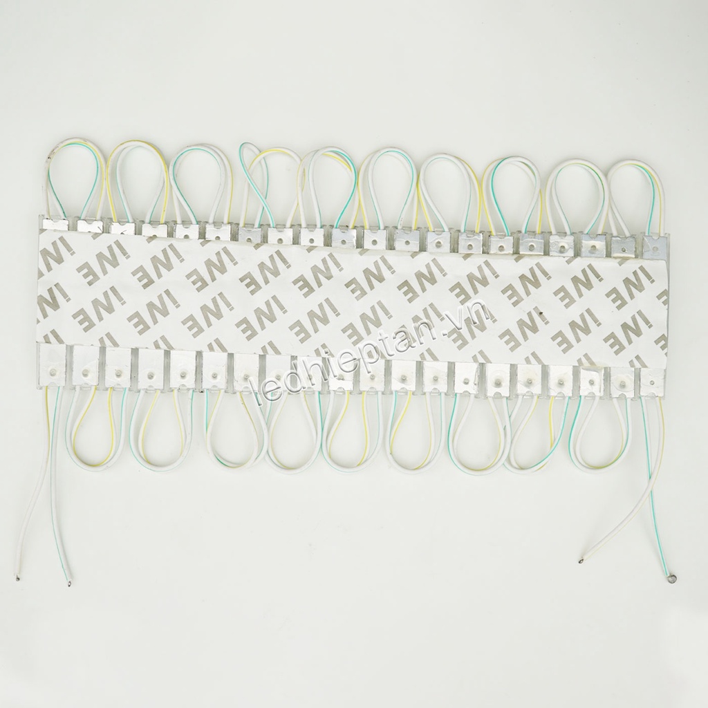 LED Hắc 3 bóng 6012 TRẮNG 1.5 w STW - 1 dây 20 bóng LED 10V