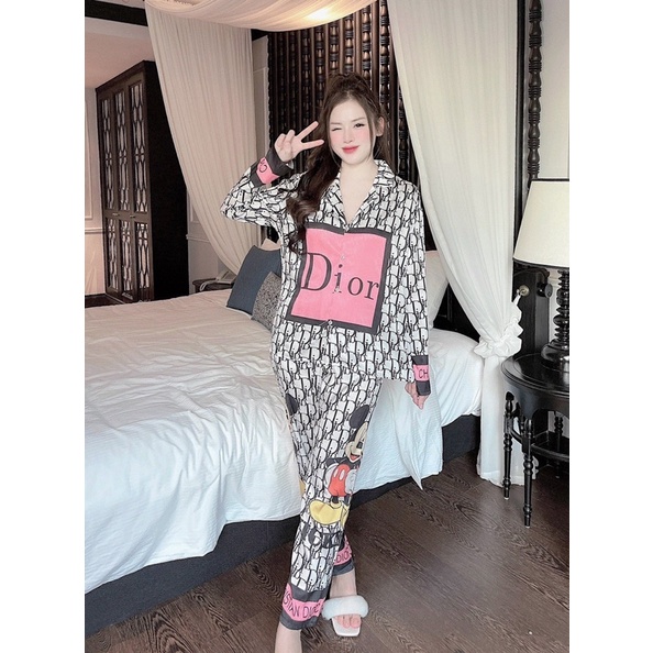 Bộ pijama lụa xước vân gỗ 3D