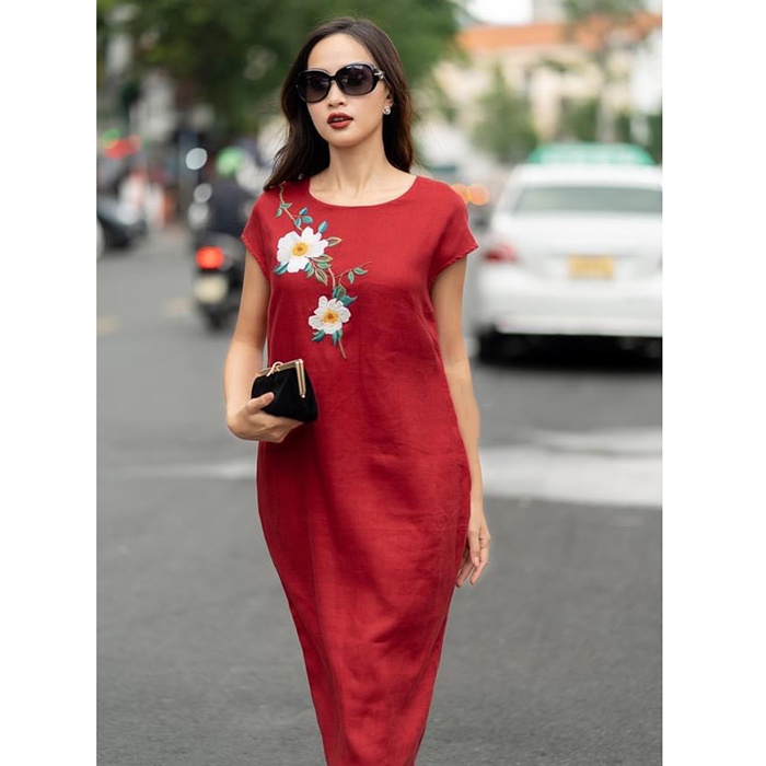 Đầm suông Linen Hàn tay hến thêu hoa dáng bút chì, màu đỏ tươi diện tết trẻ trung ArcticHunter