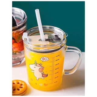 Ly thủy tinh chia vạch có nắp ống hút 400ml