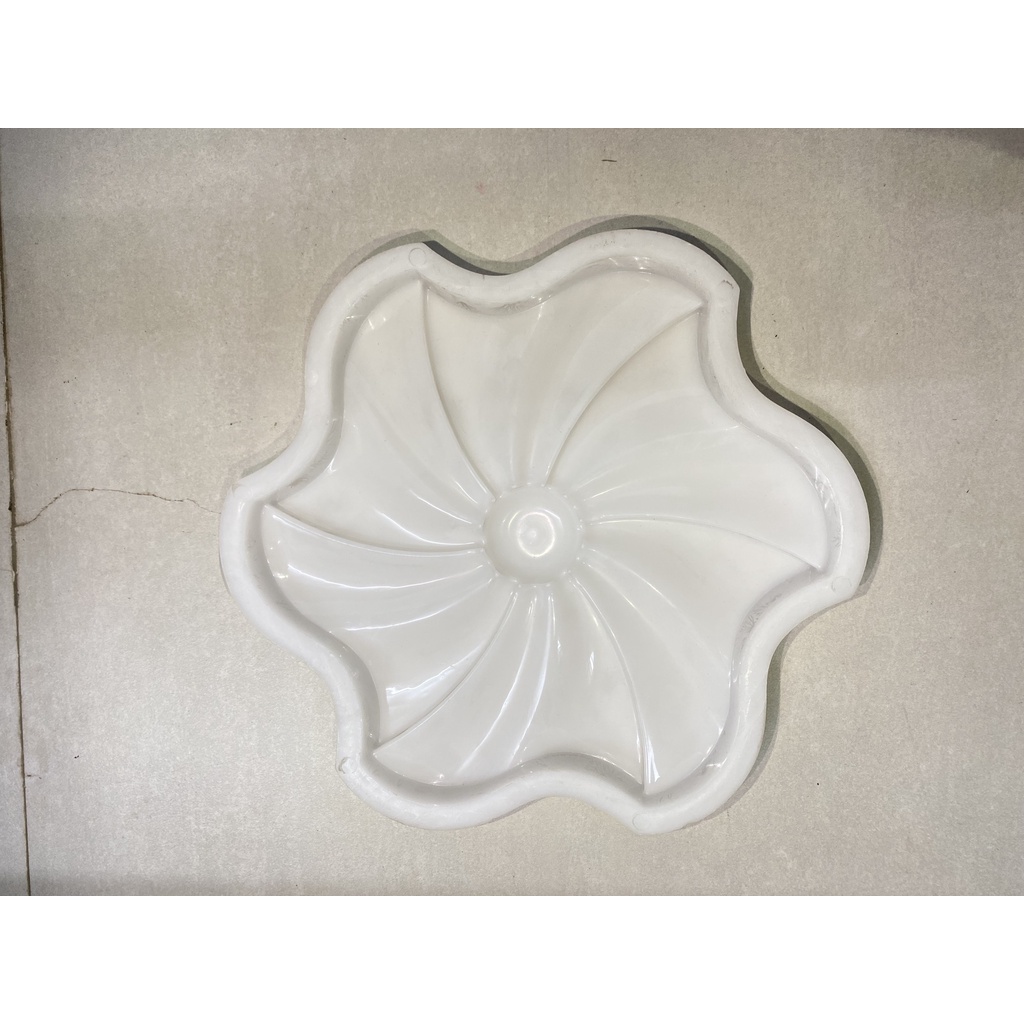 Khuôn đổ xi măng 3D ốp tường hoa