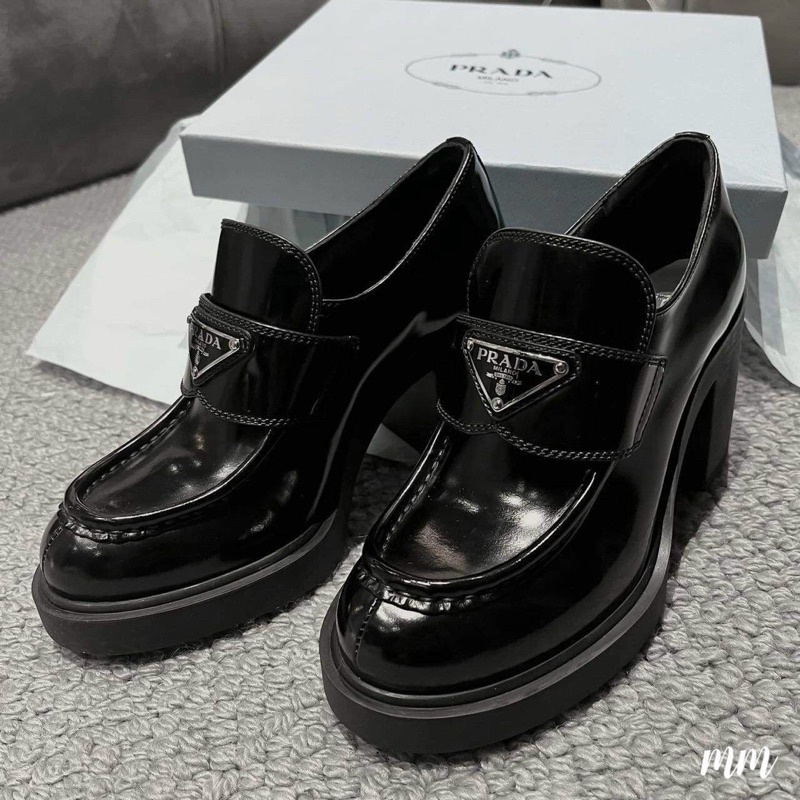 Giày tây nữ đế cao Prada da bóng - có đến sz 39