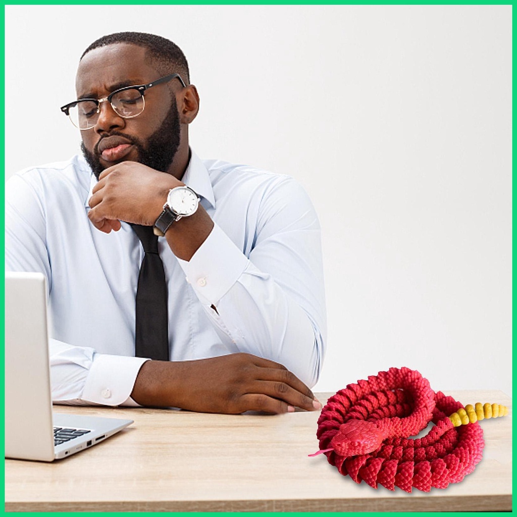 Rắn Giả 3D Sống Động Dùng Trang Trí Tiệc