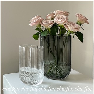 Lọ thủy tinh dáng vuông độc đáo cắm hoa, decor trang trí