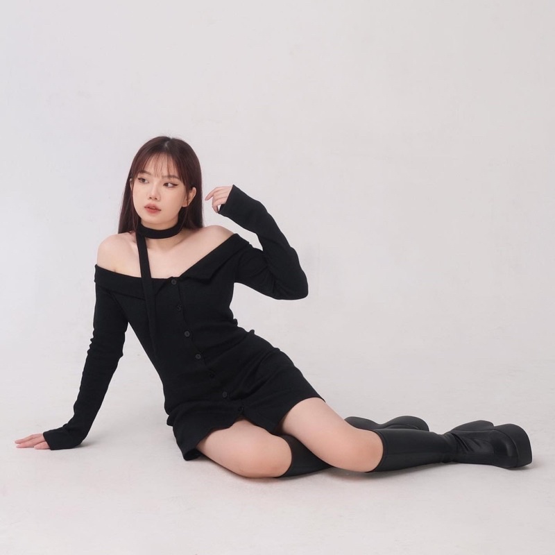 Đầm trễ vai OHOH