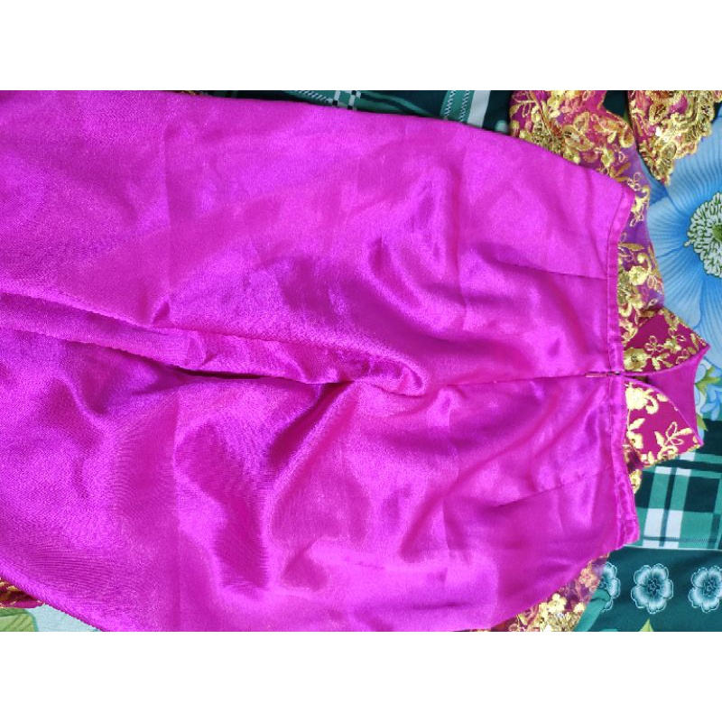 THANH LÝ SÉT ÁO DÀI REN HỒNG SEN