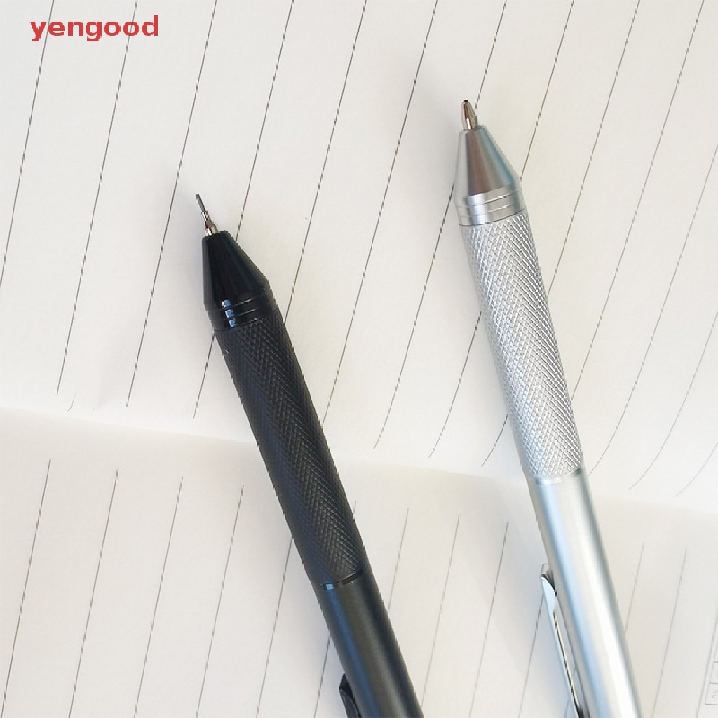 Bút Bi Tự Động 4 Trong 1 3 Màu Trong 1