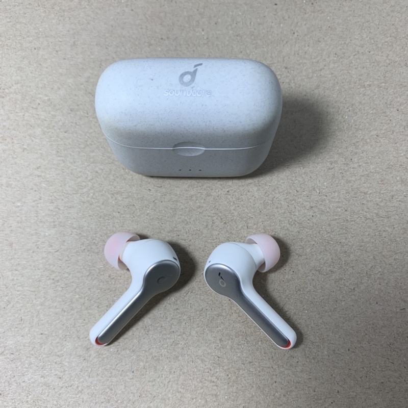 Tai nghe Soundcore Liberty Air 2