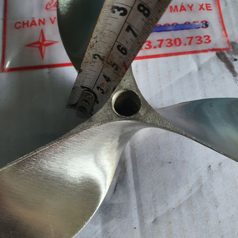 Chân vịt inox ab 3 cánh 5.5 và 6.5 máy nhong  loại bóng mờ ren 14 cam kết như hình giá sỉ