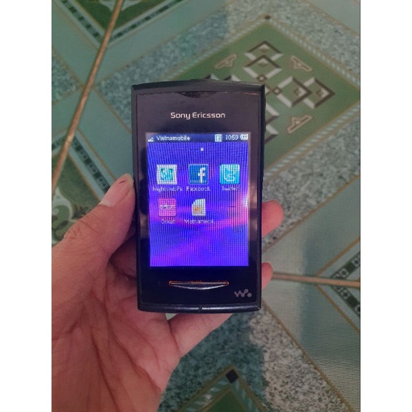 Điện thoại Sony Ericsson W150i cổ zin tem TGDĐ