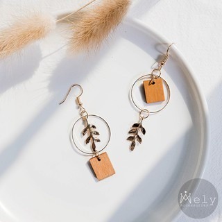 BÔNG TAI GỖ HÌNH LÁ PHONG CÁCH VINTAGE RETRO - MELY 1116