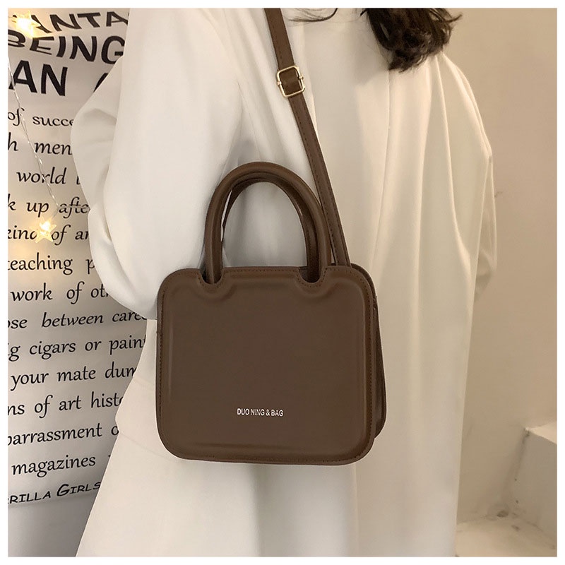 Túi Đeo Chéo Hình Vuông Nhỏ Phong Cách Âu Mỹ Cổ Điển Thời Trang Mùa Xuân Mới Dành Cho Bạn Nữ