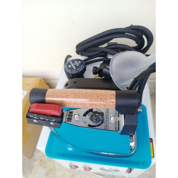 Bộ bàn là nồi hơi mini tiện dụng công suất 3KW