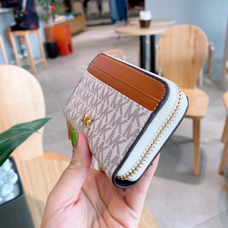 Ví MK Mini Cầm Tay Để Thẻ