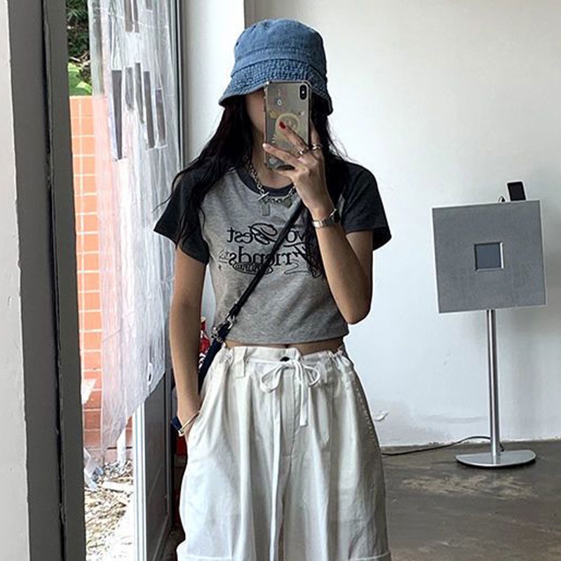 Áo Thun Croptop Dáng Ôm Phong Cách Thời Trang Retro 2023 Mới