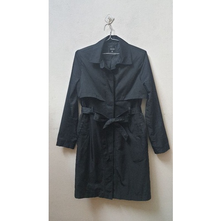 Áo khoác trench coat màu đen_ canifa