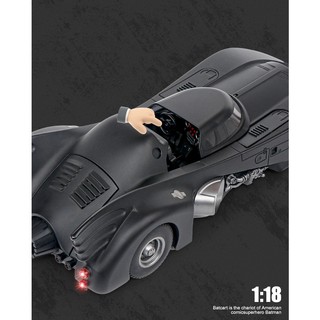 Mô hình Siêu xe DC Batman 1989 Batmobile scale 1/18