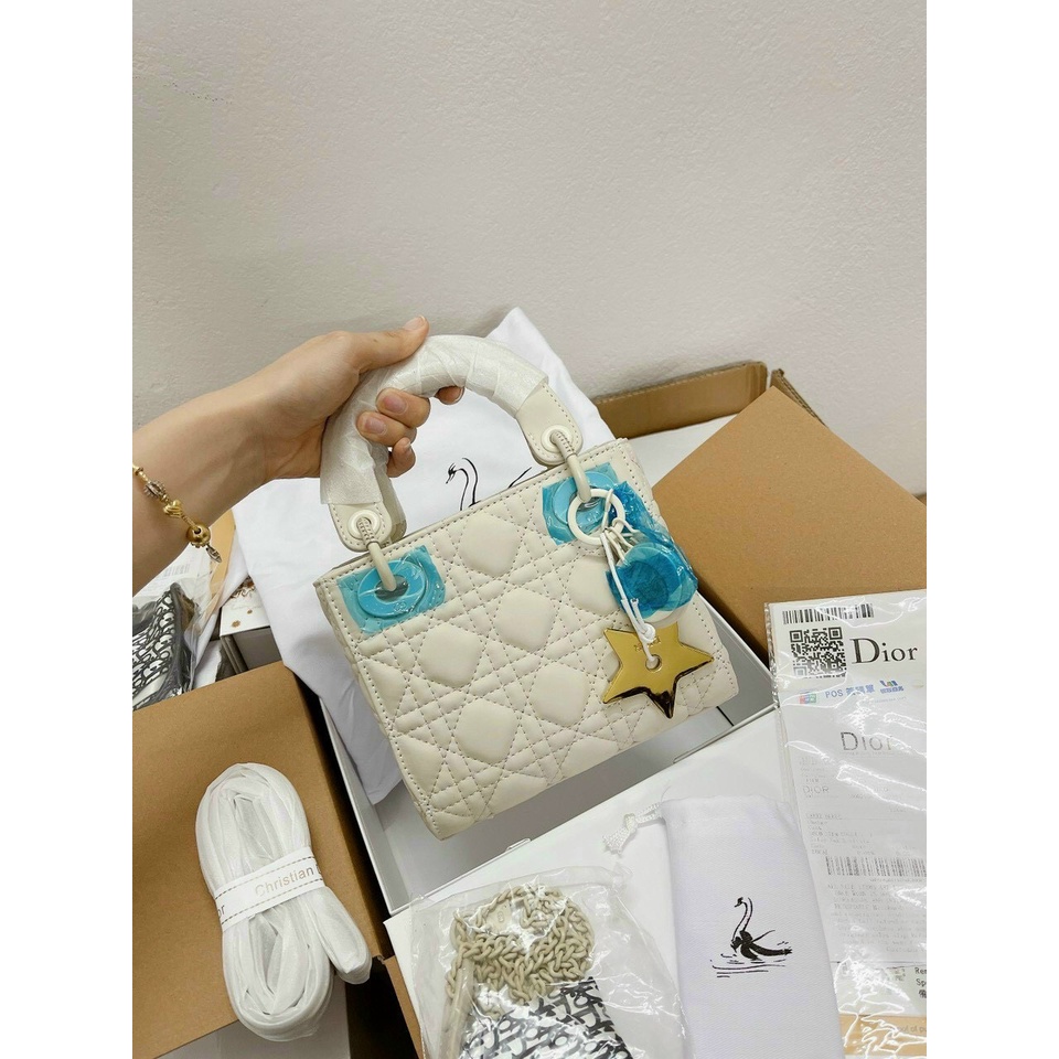 Túi Dior - Size 17cm - 2 màu - Khoá phụ kiện logo hãng - Ảnh thật - Hàng 2 box - Hàng đẹp - Giá rẻ