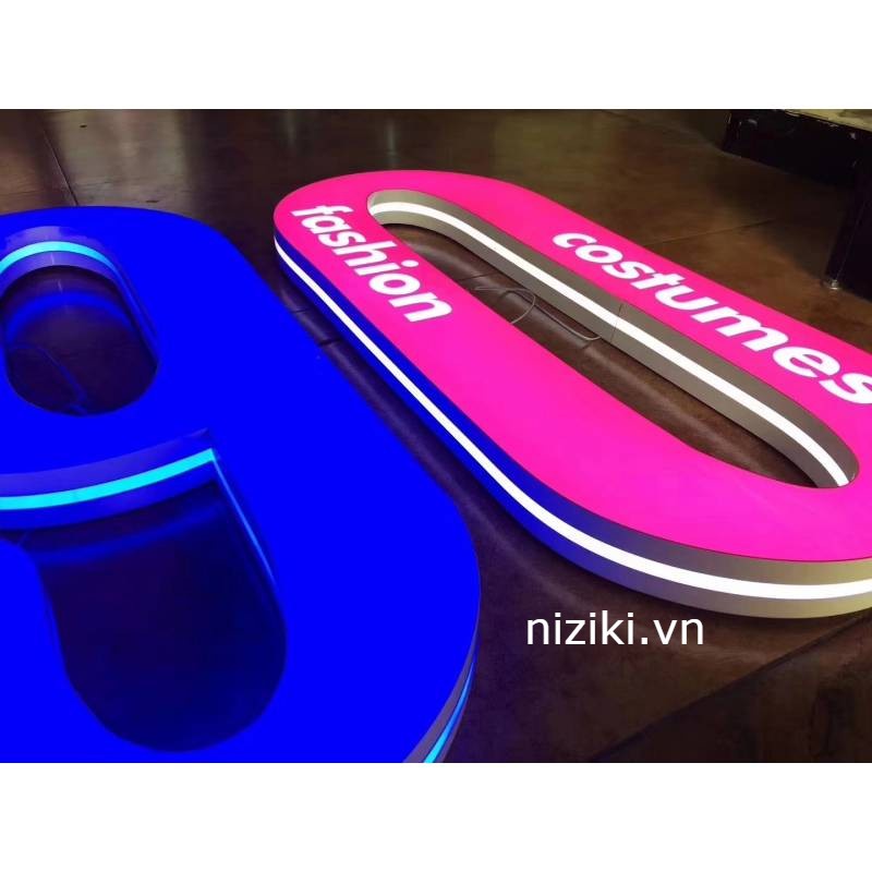 GÁY NHỰA 3D SÁNG CHÂN