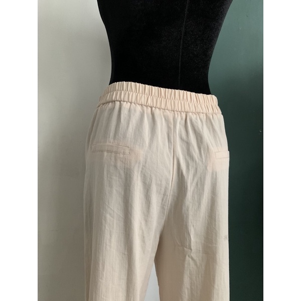 Quần suông be đũi