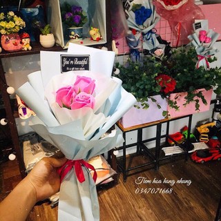 Bó hoa sáp 3 bông bó xòe sang chảnh