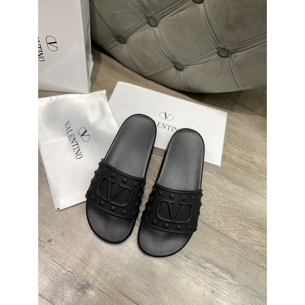 SLIDE SANDAL VALENTINO GARANAVI SUMMER RUBBER. DÉP VALENTINO ĐEN