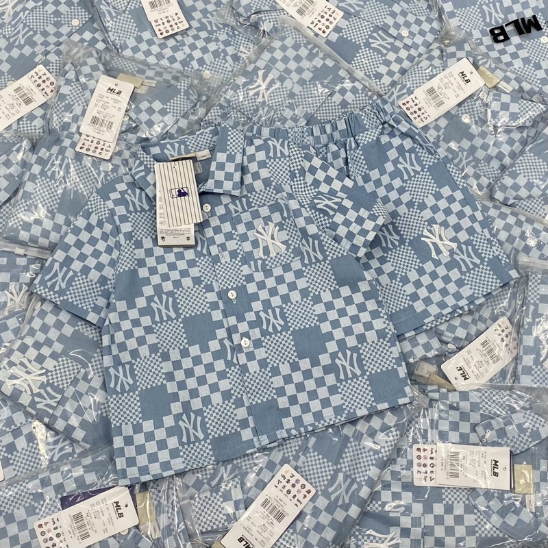 Set bộ bò logo vuông MLB tqxk