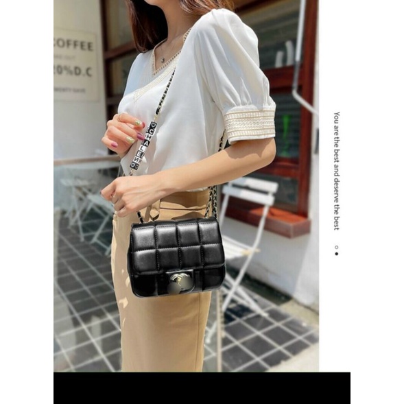 Túi chần ô phối dây logo chữ siêu xinh