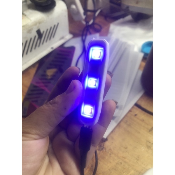 Đèn uv   mini chân micro