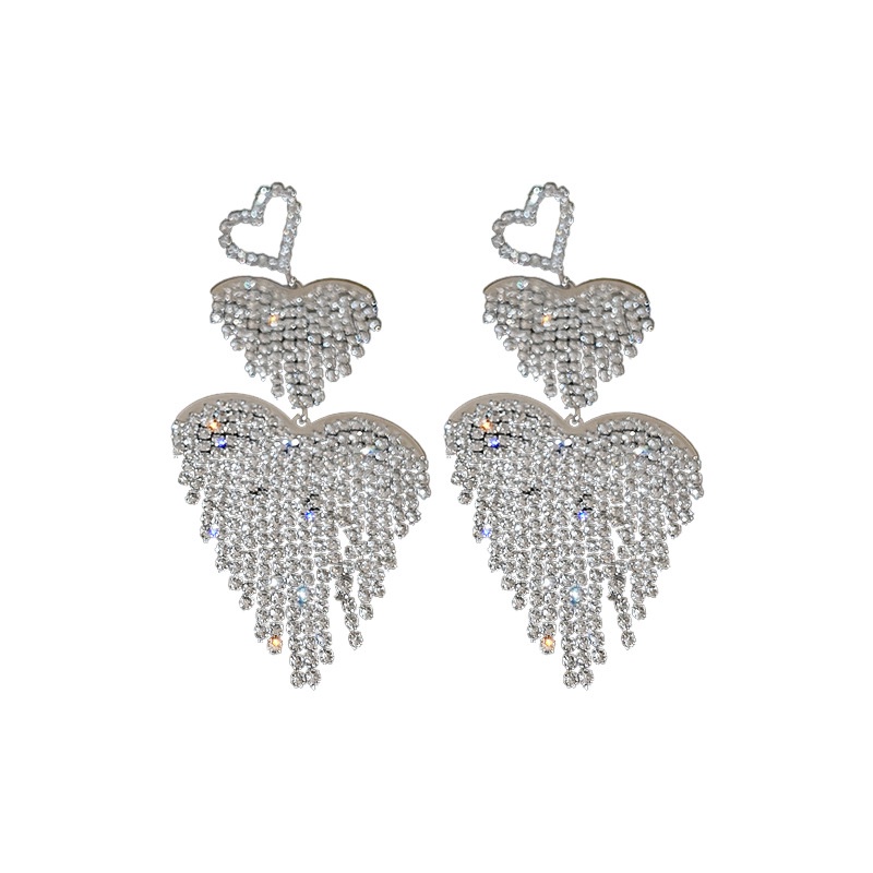 Bông Tai Hình Trái Tim Phối Tua Rua Phong Cách Hàn Quốc